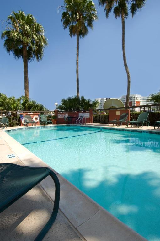 Pear Tree Inn ماكالين المرافق الصورة